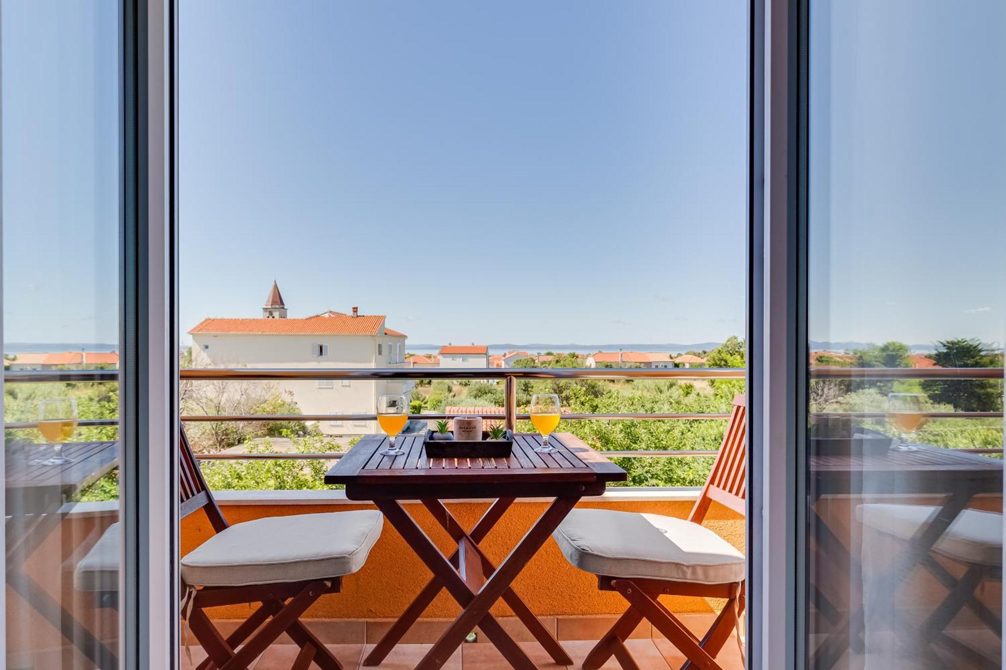פריבלאקה Apartments Bonex מראה חיצוני תמונה