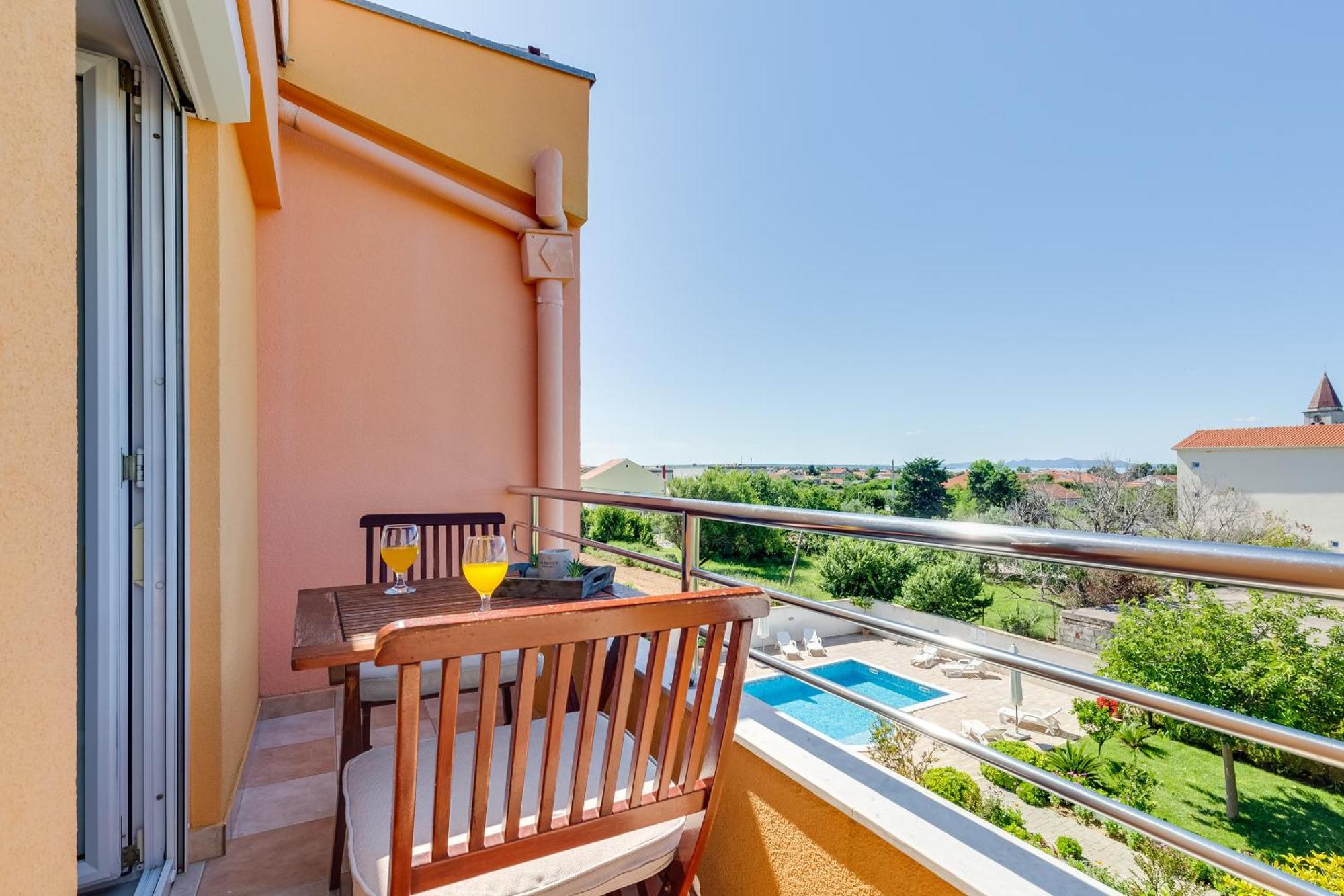 פריבלאקה Apartments Bonex מראה חיצוני תמונה