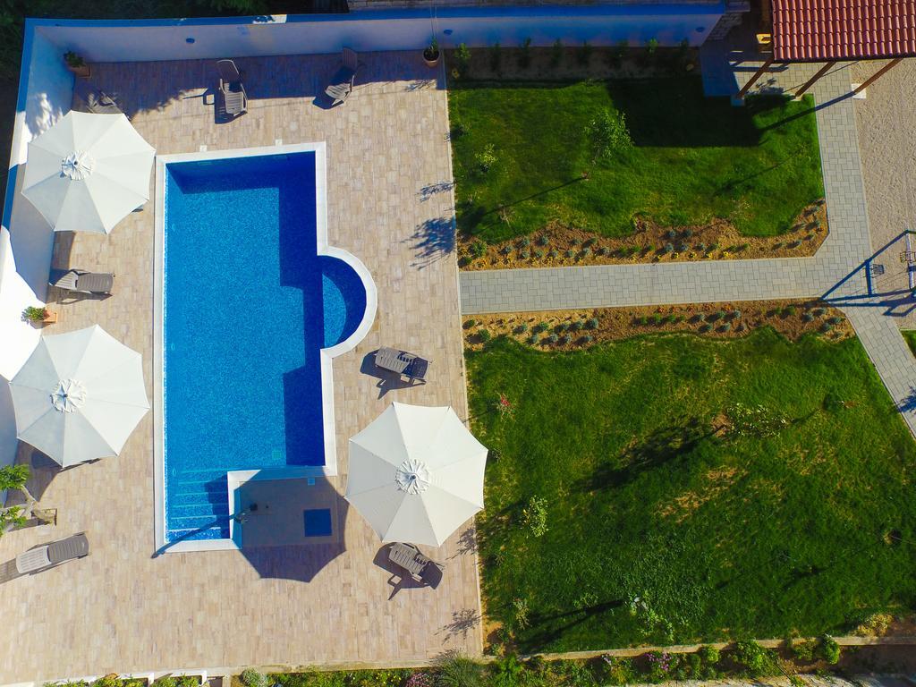 פריבלאקה Apartments Bonex מראה חיצוני תמונה
